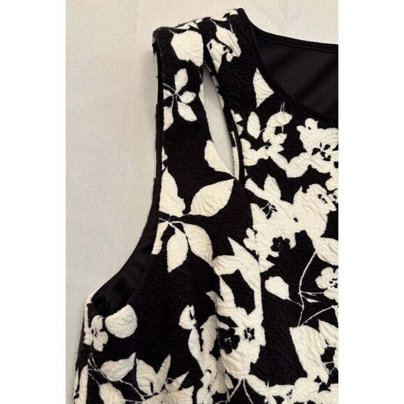 MAGGY LONDON Sheath Dress Size 8 Black White Floral Knee Length Sleeveless NWT - Picture 8 of 16